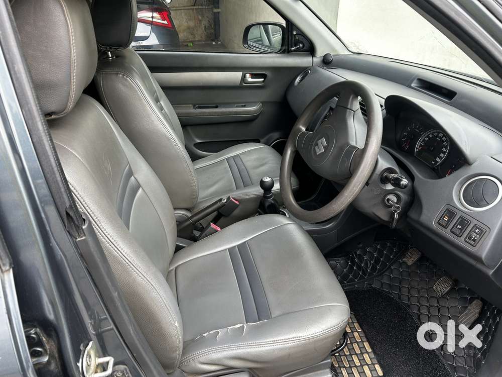 Maruti Suzuki Swift 1.3 ZXI, 2006, Petrol