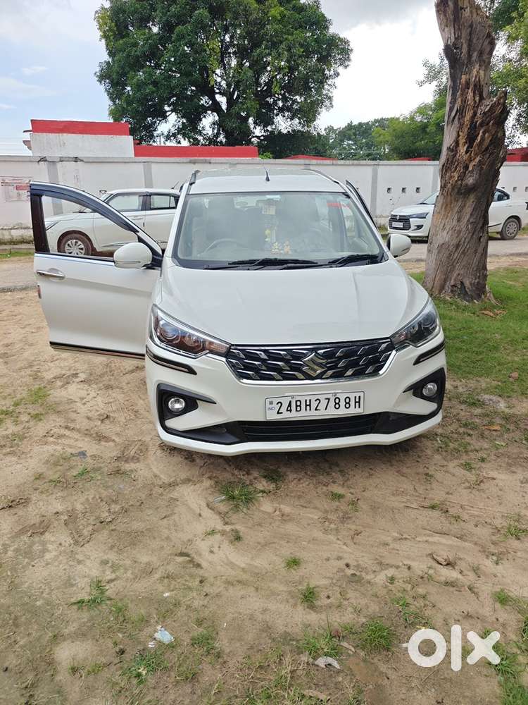 Maruti Suzuki Ertiga Zxi Cng 2024