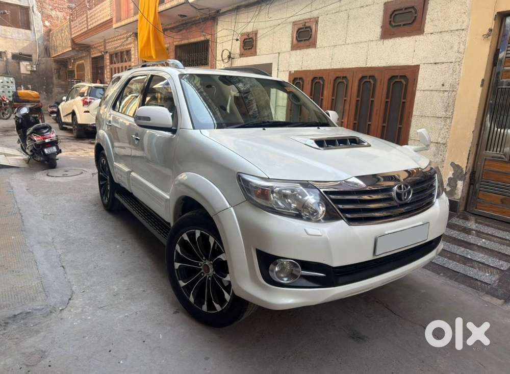 Toyota Fortuner Diesel 2015