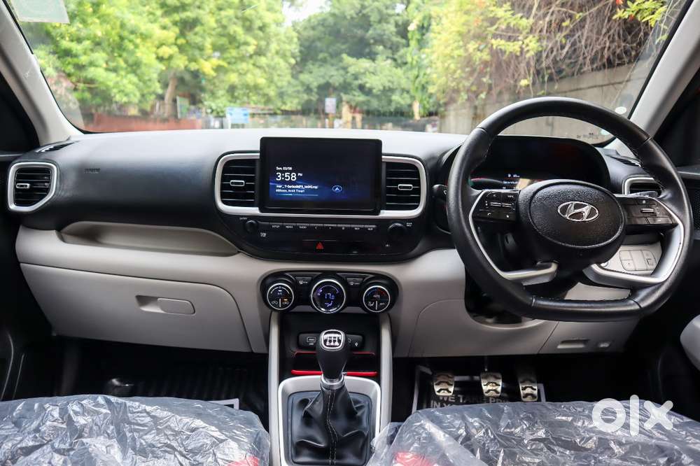 Hyundai Venue Sx, 2022, Petrol
