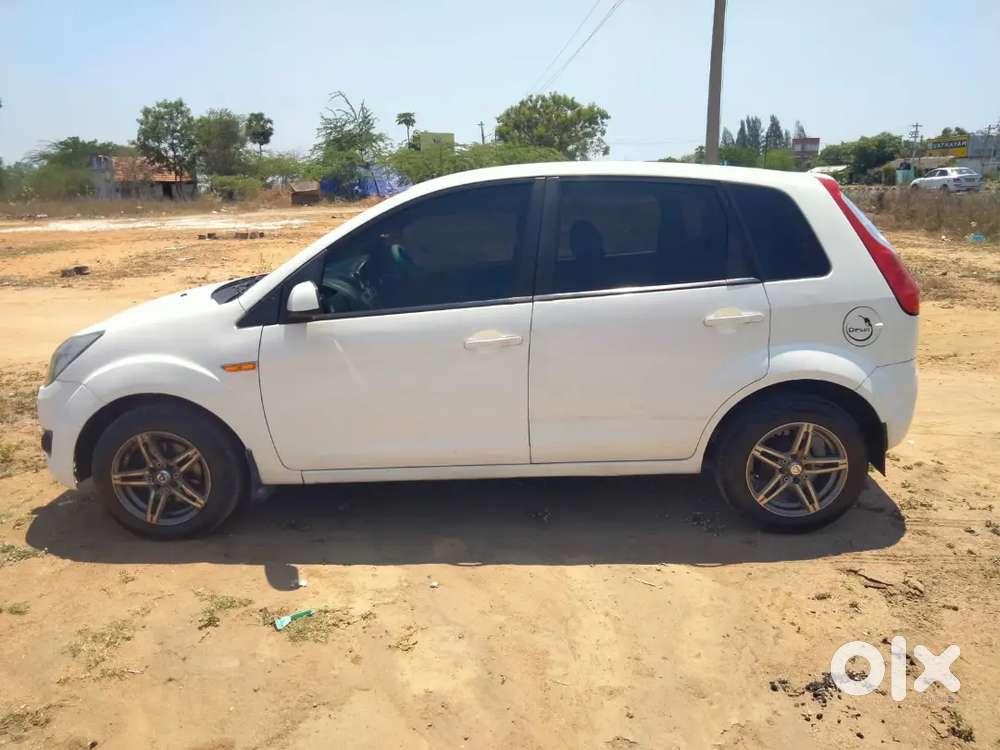 Ford Figo 2012 Diesel 97950 Km Driven