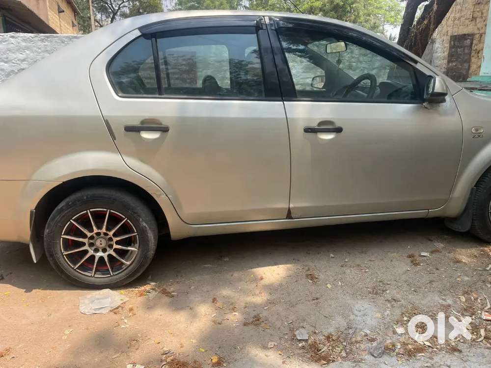 Ford Fiesta 2006 Petrol 180000 Km Driven