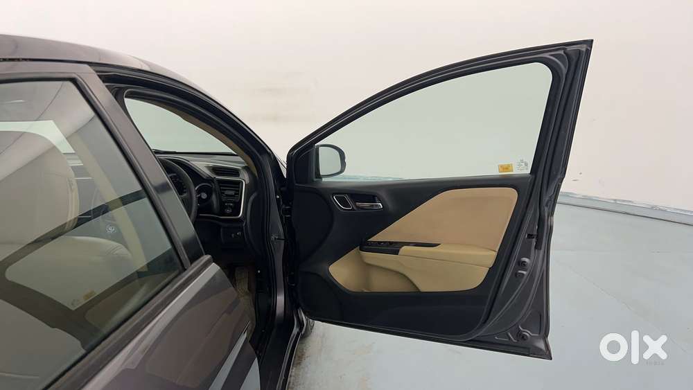 Honda City I-vtec V, 2018, Petrol