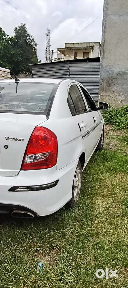 Hyundai Verna 1.6 Crdi 2010