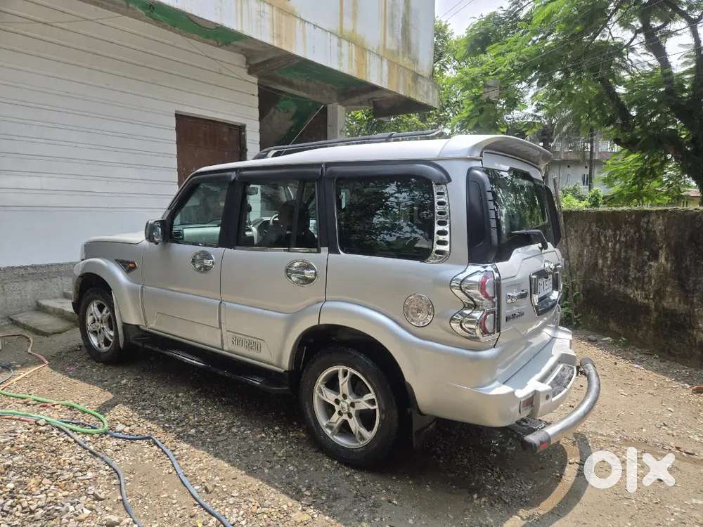 Mahindra Scorpio 2017 Diesel Well Maintained