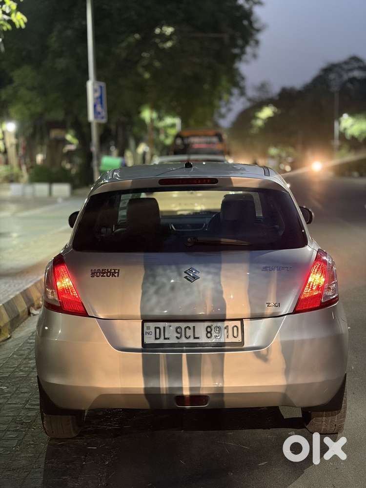 Maruti Suzuki Swift Zxi, 2012, Petrol