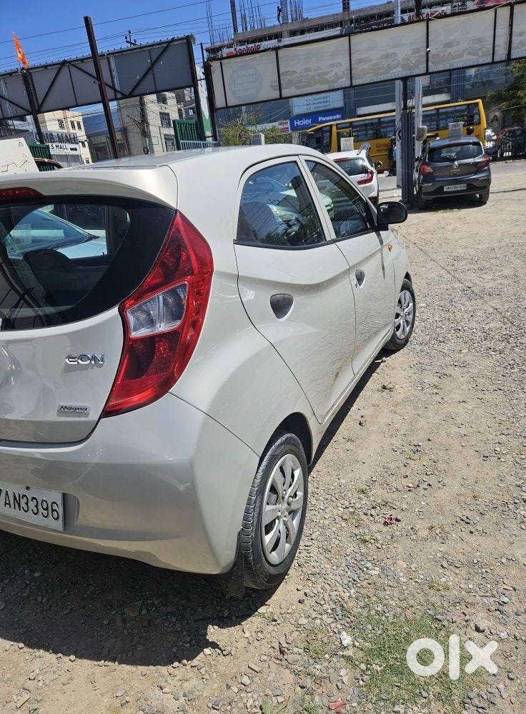 Hyundai Eon Magna +, 2012, Petrol