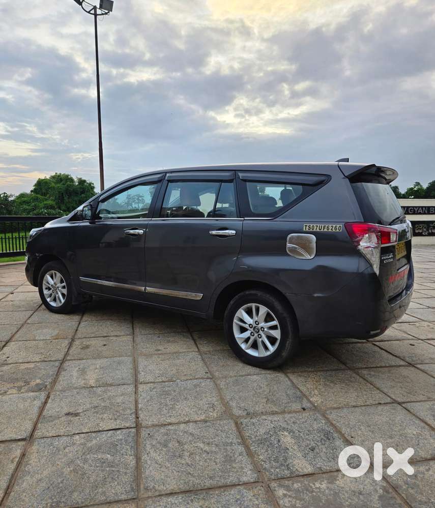 Toyota Innova Crysta 2.4 G Mt 8s, 2018, Diesel