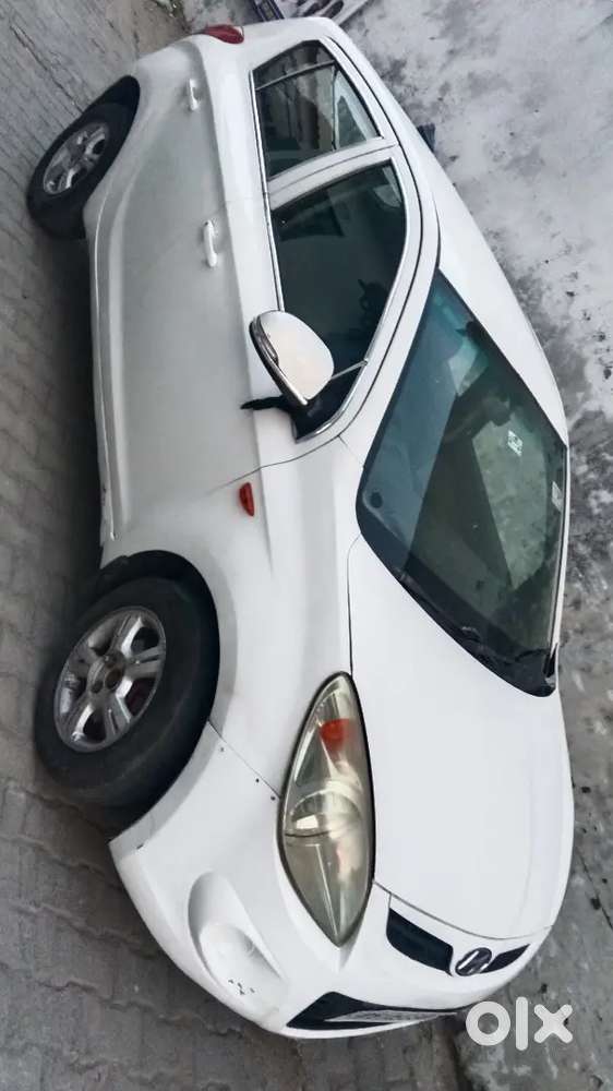 Hyundai I20 Diesel Engine 2012 Model