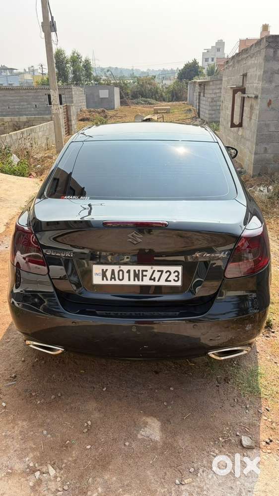 Maruti Suzuki Kizashi 2012