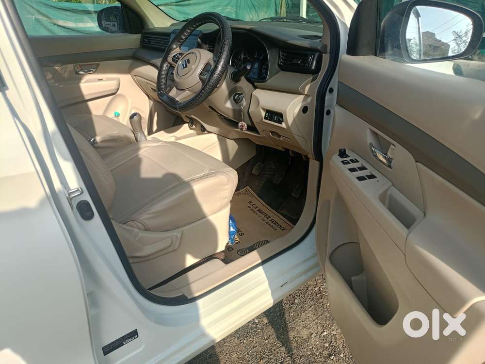 Maruti Suzuki Ertiga Vxi Abs Bs Iv, 2025, Petrol