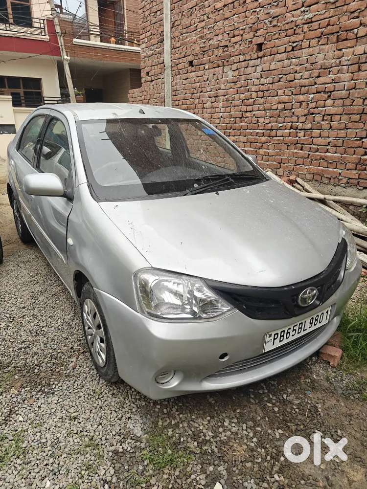 Toyota Etios 1.5 G 2011