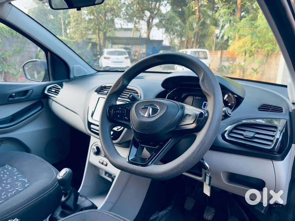 Tata Tiago 1.2 Revotron Xt (o), 2023, Petrol