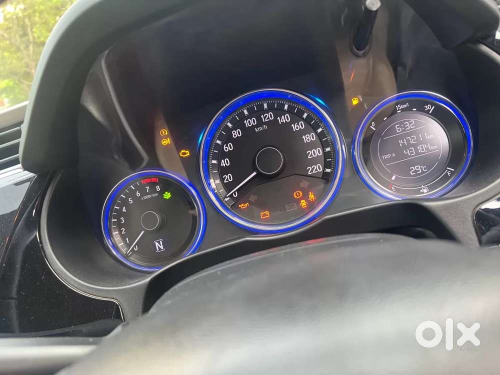 Honda City 1.5 V 4th Gen I-vtec Mt, 2016, Petrol