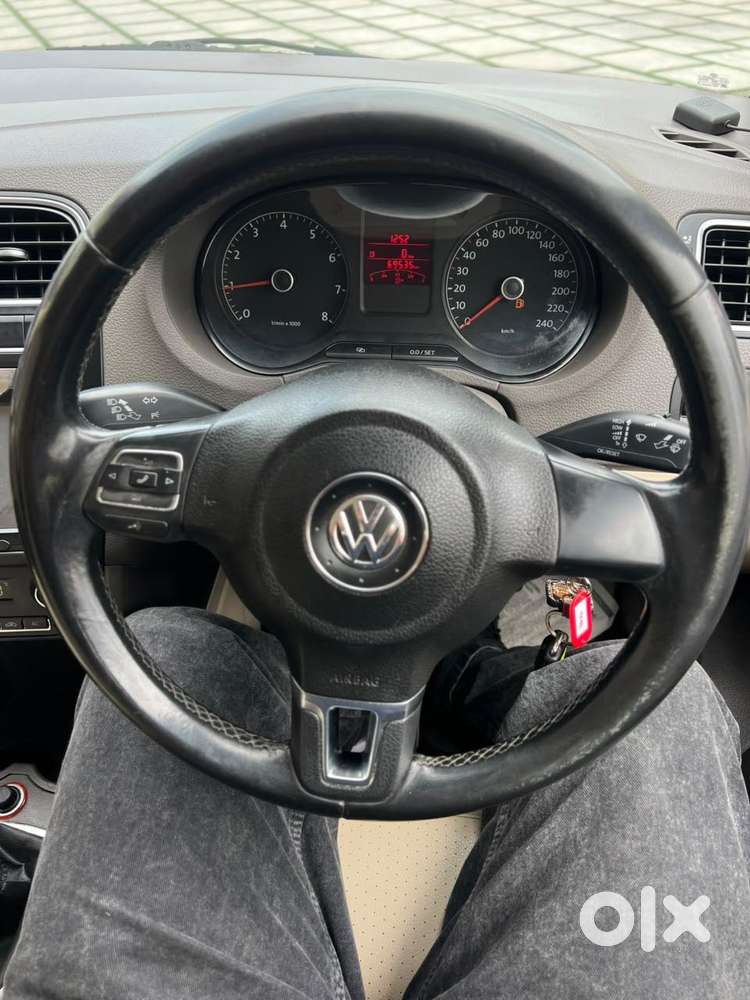 Volkswagen Vento Petrol Highline, 2013, Petrol