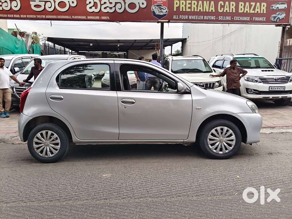 Toyota Etios Liva G, 2011, Petrol