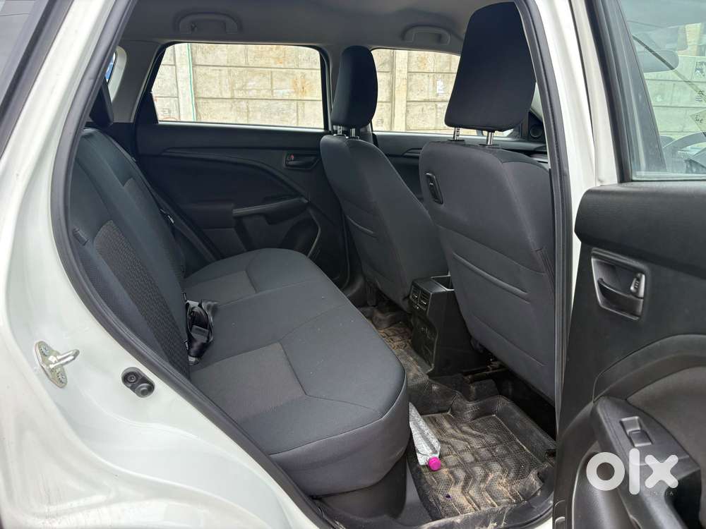 Maruti Suzuki Brezza 1.5 Vxi At Smart Hybrid, 2025, Petrol