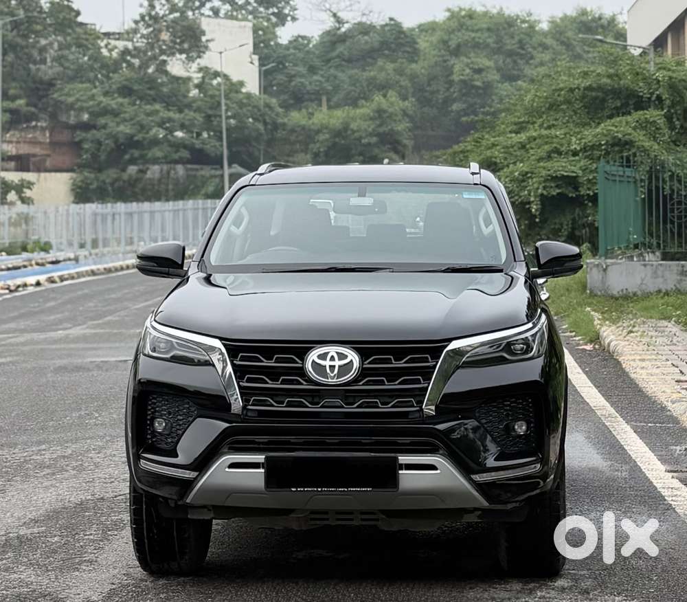 Toyota Fortuner 4x2 At 2.7 Petrol, 2024, Petrol