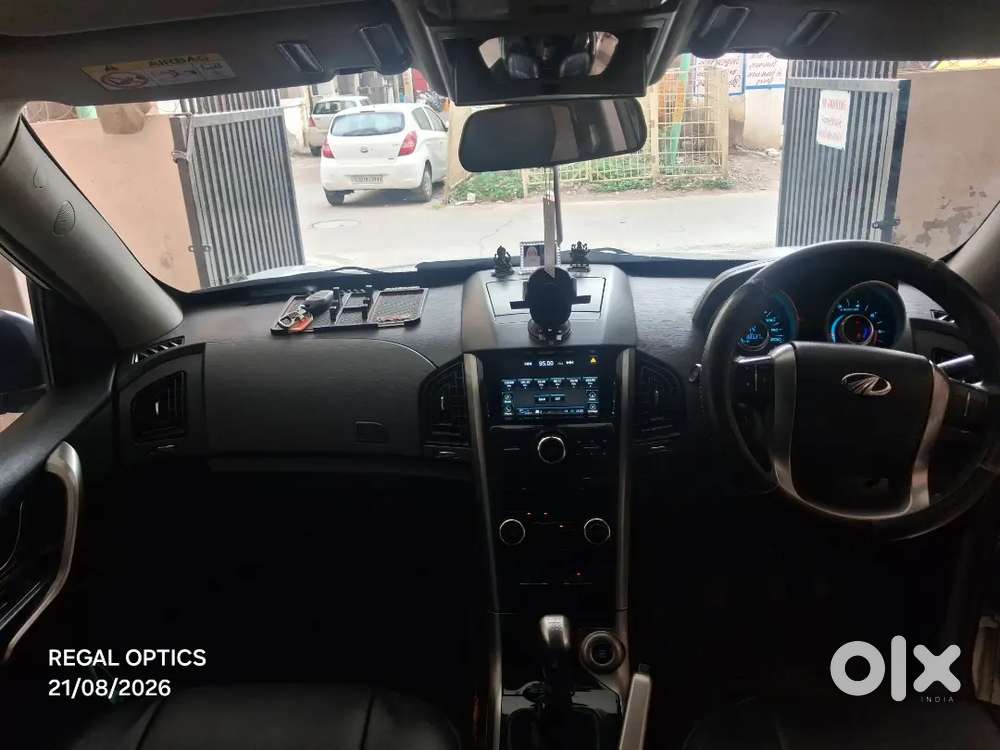 Mahindra Xuv500 2.2 W7 2019