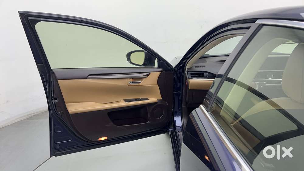 Lexus Es 300h Luxury, 2017, Petrol