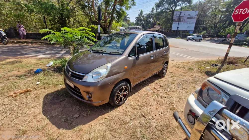 Maruti Suzuki Zen Estilo 2011