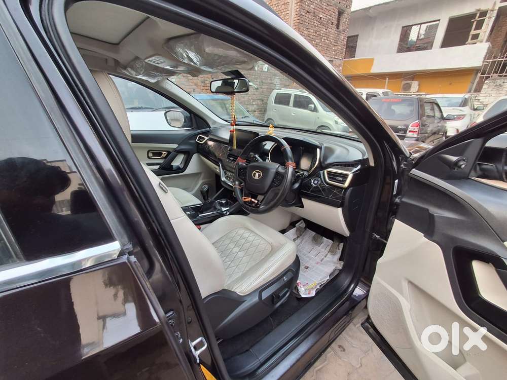 Tata Safari 2.0 Xz Plus Dark Edition, 2022