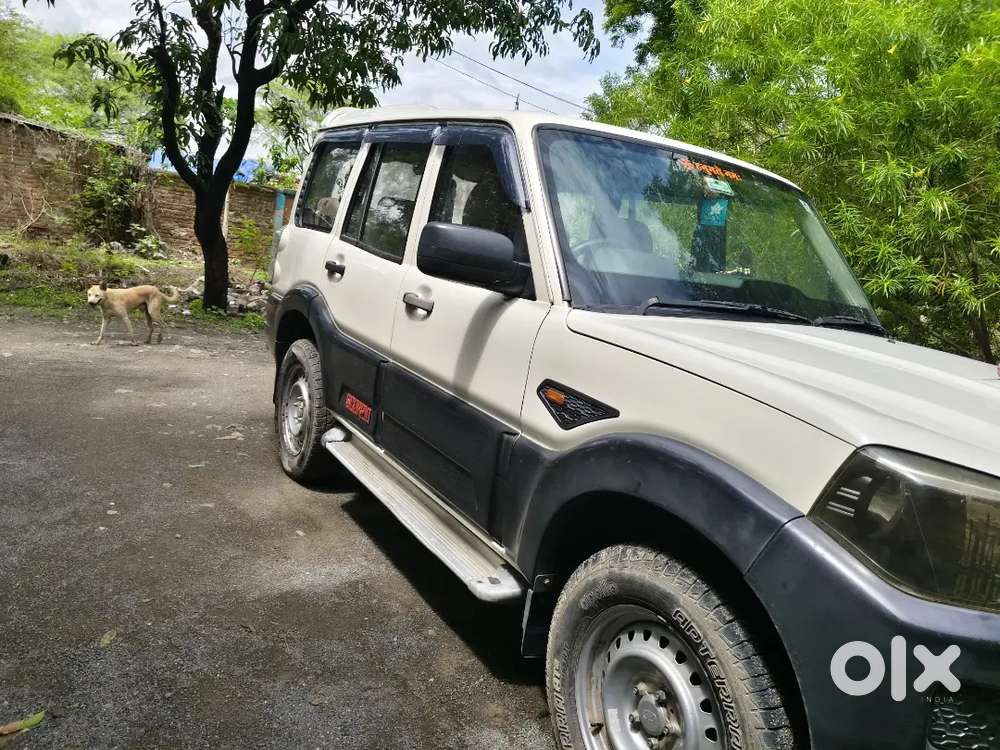 Mahindra Scorpio Classic 2016 Diesel Manual Car
