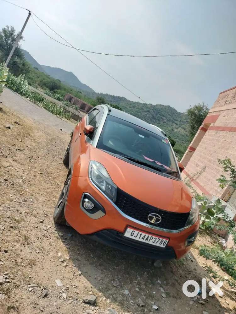 “doctor Owned Tata Nexon Xza 2017 – अच्छी कंडीशन, Genuine Deal”