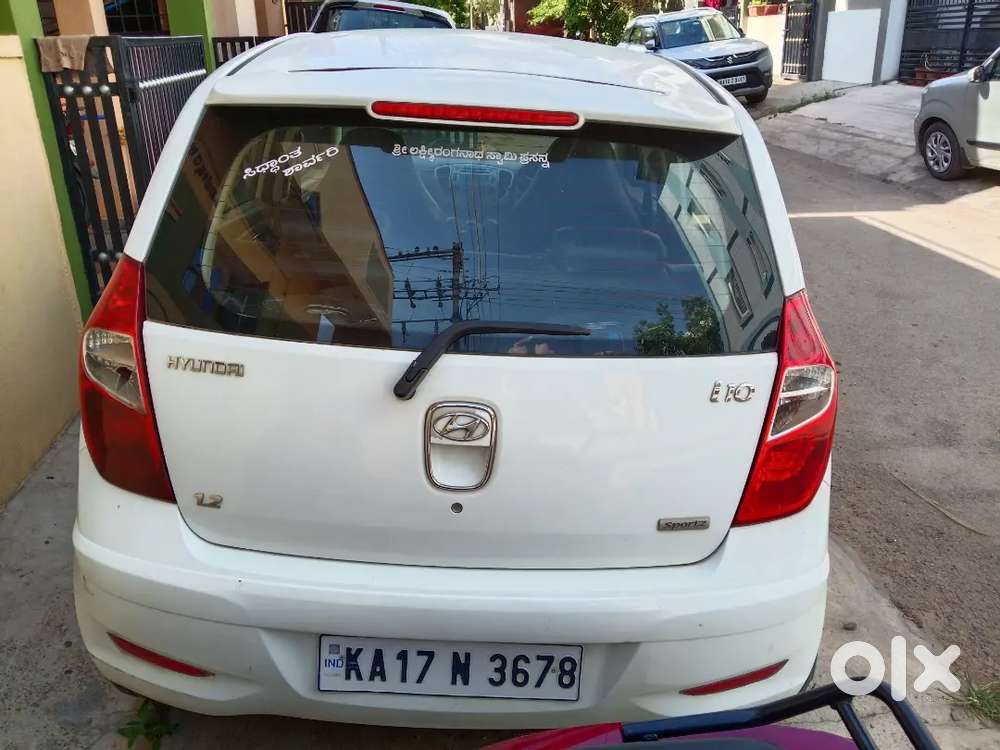 Hyundai I10 2011 Petrol 98000 Km Driven