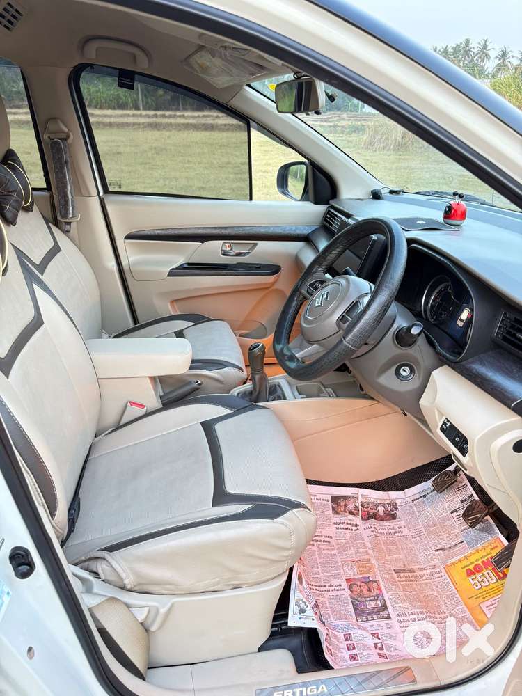 Maruti Suzuki Ertiga 2022-2023 Vxi Cng, 2022, Cng & Hybrids