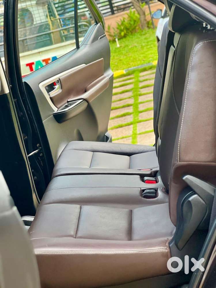 Toyota Fortuner 4x2 Mt 2.7 Petrol, 2016, Petrol