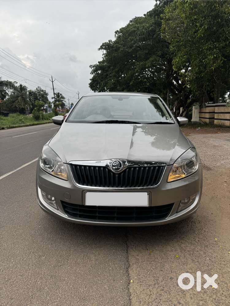Skoda Rapid [2016-2020] 1.5 Style Plus Tdi At, 2016, Diesel