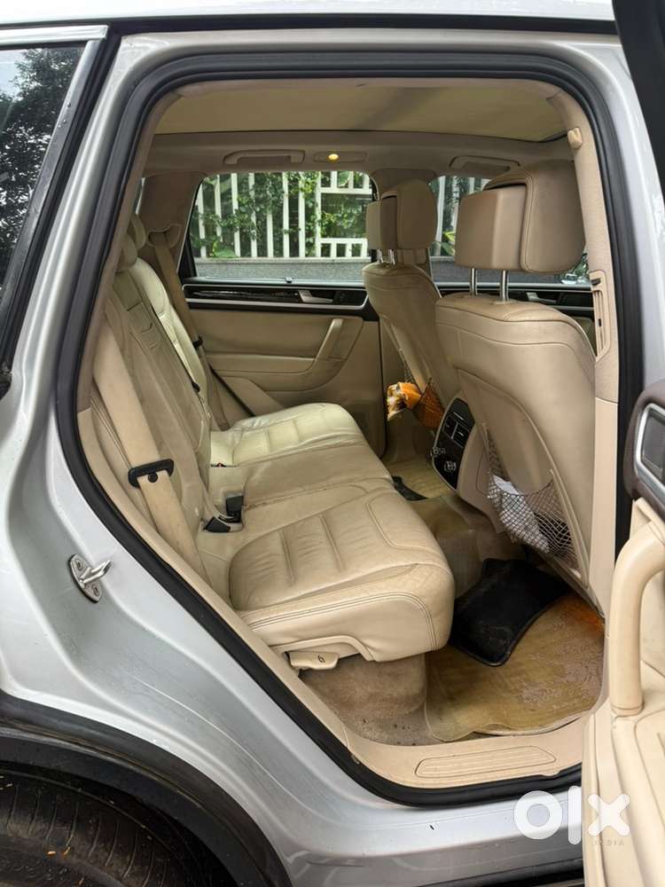 Volkswagen Touareg 2012 Diesel 128000 Km Driven