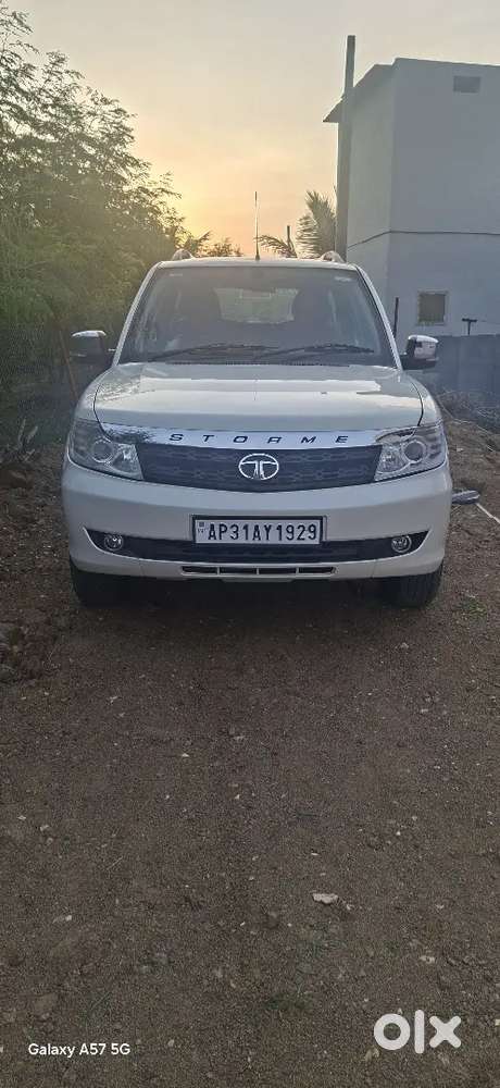 Tata Safari Storme Diesel 2017