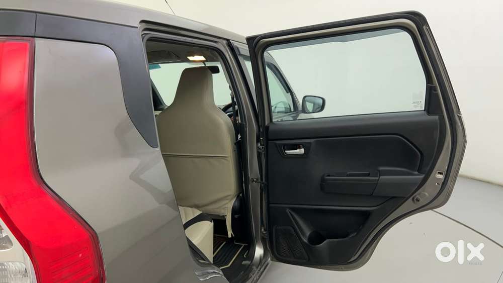 Maruti Suzuki Wagon R 1.2 Zxi Ags, 2022, Petrol