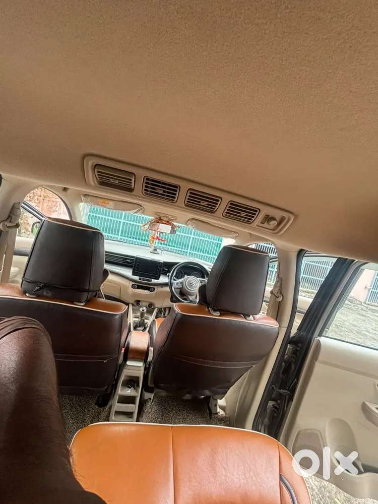 Maruti Suzuki Ertiga 2022 Zxi+ 1.5l Smt Bs6