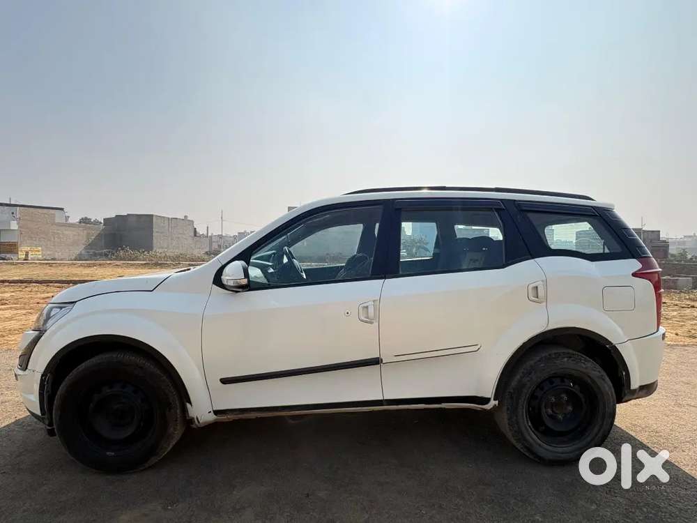 Mahindra Xuv500 2016 Diesel 71000 Km Driven