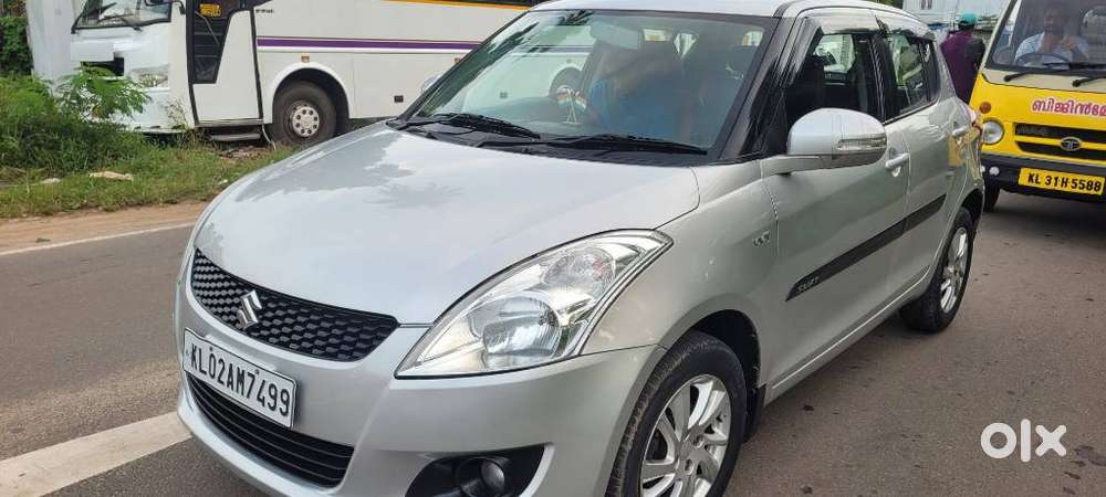 Maruti Suzuki Swift Vvt Zxi, 2013, Petrol