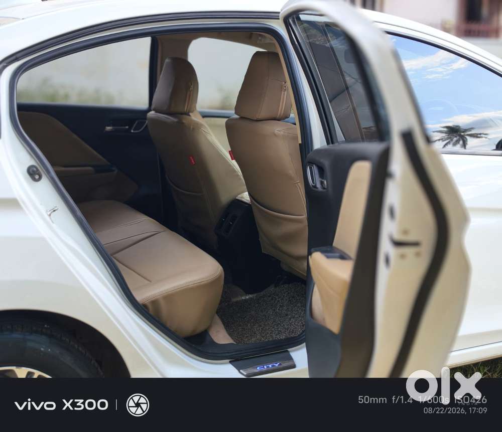 Honda City 1.5 V 4th Gen I-vtec Mt, 2023, Petrol