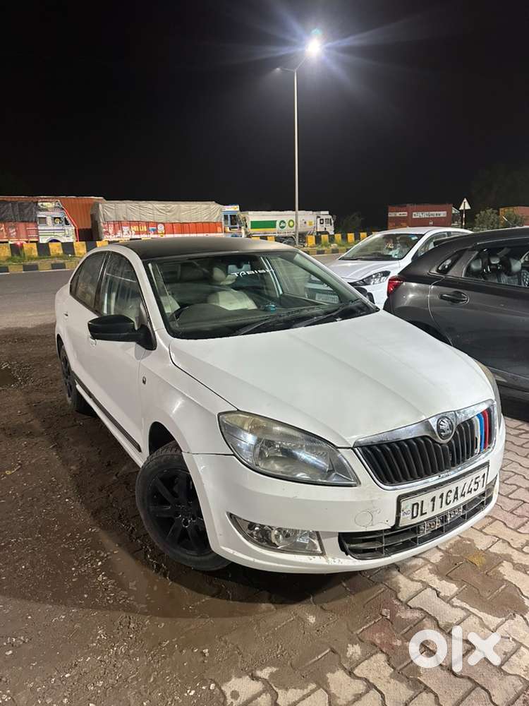 Skoda Rapid 1.6 Petrol 2014