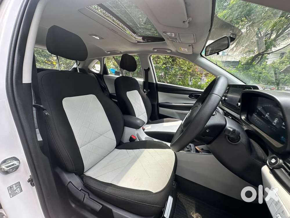 Hyundai I20 Asta 1.2 Ivt, 2024, Petrol