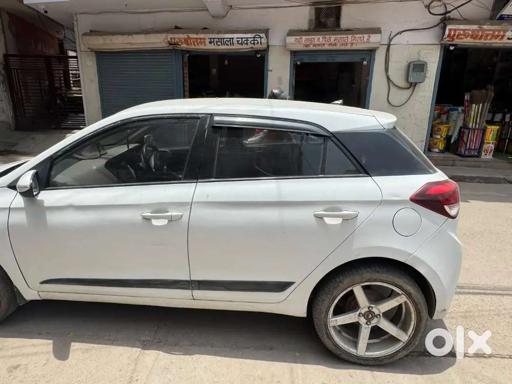 Hyundai I20 Sportz 2015 Km Driven
