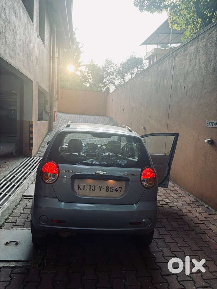 Chevrolet Spark Petrol 2012