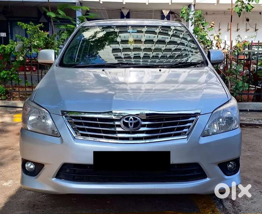 Toyota Innova 2.5 Gx 8 Str Bs-iii, 2012, Diesel