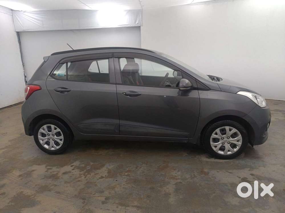 Hyundai Grand I10 1.2 Kappa Sportz, 2015, Petrol