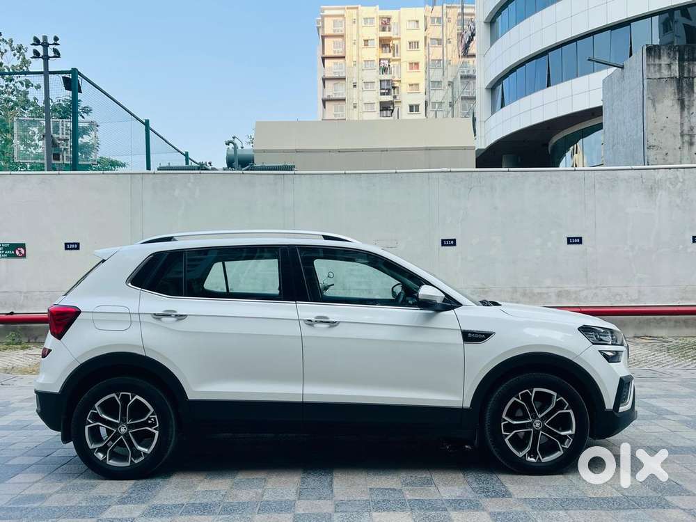 Skoda Kushaq Active 1.0 Tsi Mt, 2023, Petrol