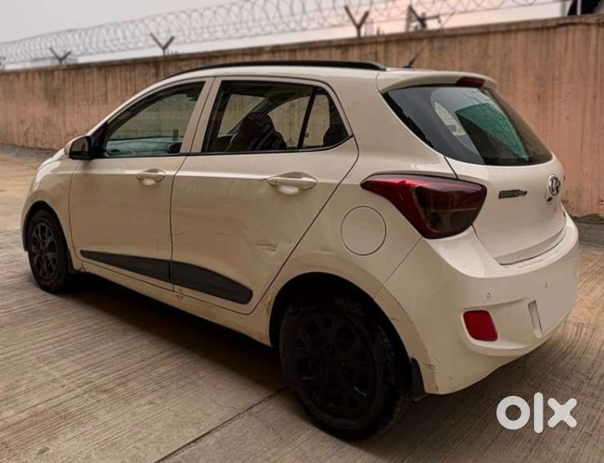 Hyundai Grand I10 [ ] 1.2 Kappa Vtvt Sportz, 2016, Petrol