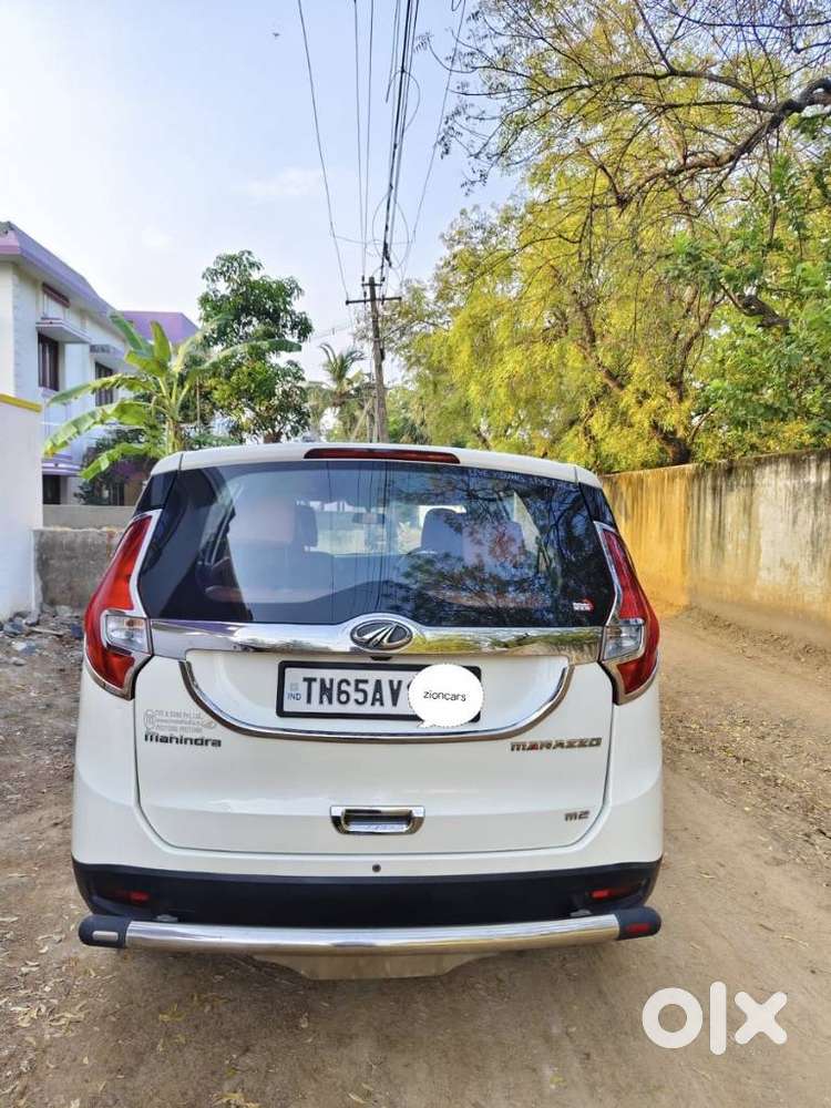 Mahindra Marazzo, 2019, Diesel