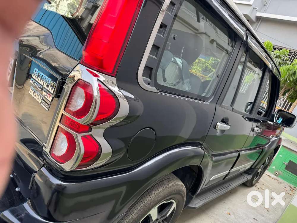 Mahindra Scorpio Classic 2025 Diesel 23000 Km Driven