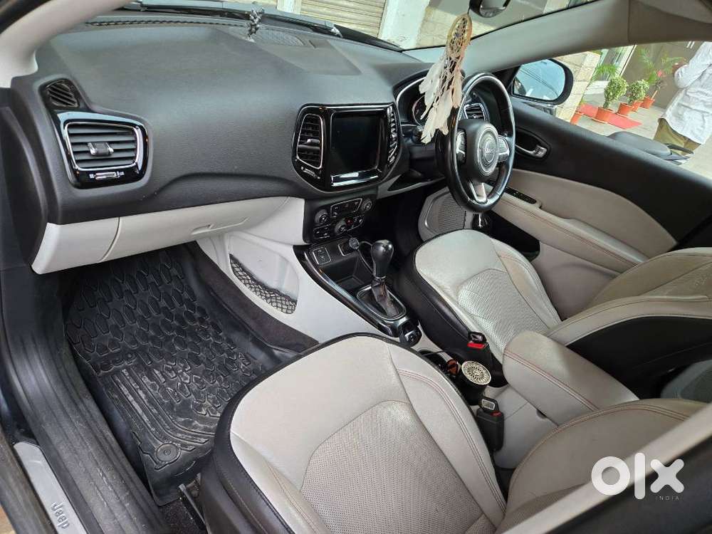 Jeep Compass 2018 Limited Plus Petrol At